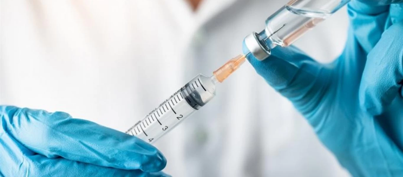 Βρετανία: Ξεκινούν την Τρίτη οι εμβολιασμοί - Σε ασφαλή αποθήκη οκτακόσιες χιλιάδες δόσεις